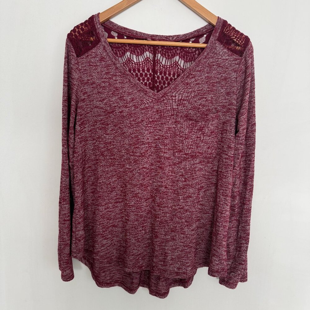 NO BOUNDARIES Women V Neck Red Long Sleeve Crochet Back Panel Size XL (15-17)